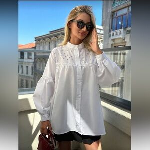 Elegant White Women's Blouse